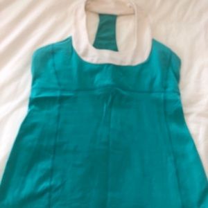 Lululemon workout top